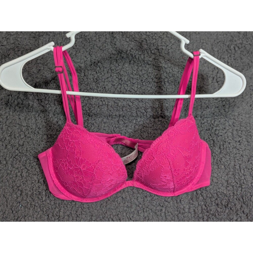 VS Pink Heartbreaker Push Up Bra 34C Hot Pink Lace Plunge Underwire Sexy